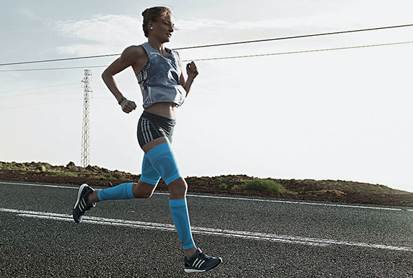 Sports Compression Sleeves Oberschenkel beim Laufen